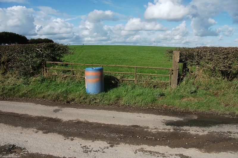 Start of footpath